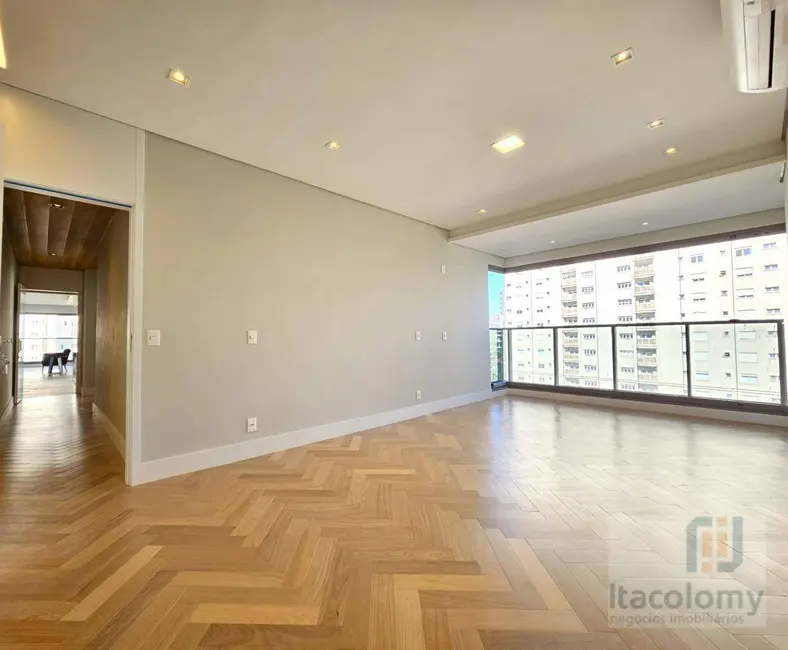 Foto 5 de Apartamento com 3 quartos à venda, 290m2 em Vila Nova Conceição, São Paulo - SP