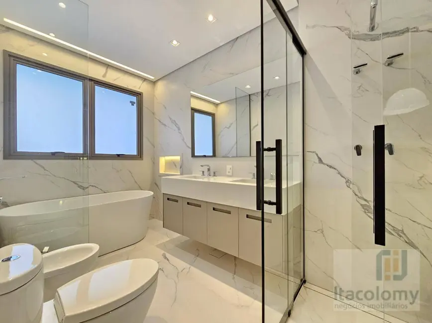 Foto 6 de Apartamento com 3 quartos à venda, 290m2 em Vila Nova Conceição, São Paulo - SP