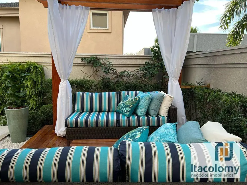 Foto 8 de Casa de Condomínio com 4 quartos à venda e para alugar, 540m2 em Santana De Parnaiba - SP