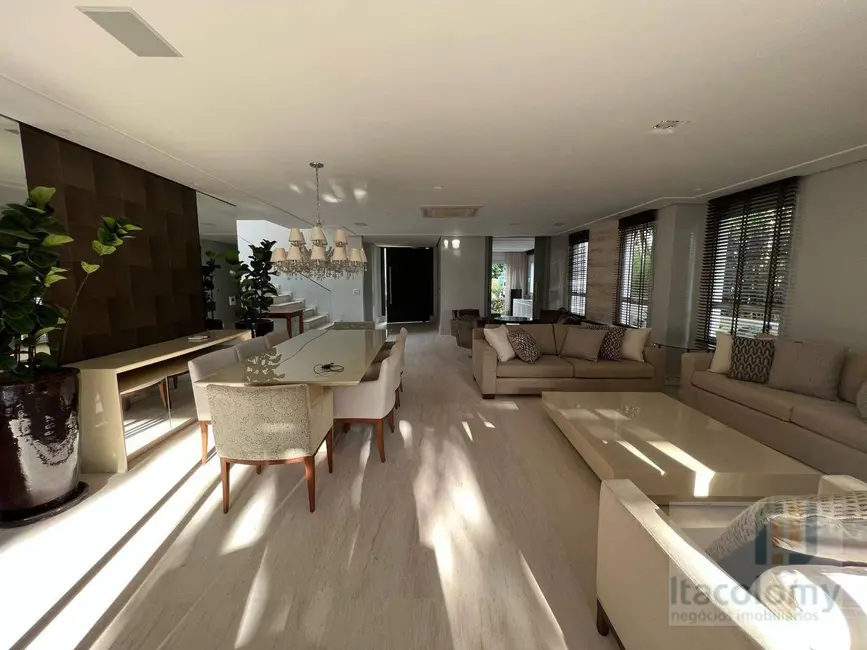 Foto 3 de Casa de Condomínio com 4 quartos à venda, 540m2 em Santana De Parnaiba - SP