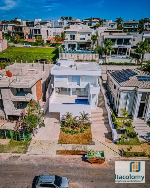 Foto 2 de Casa de Condomínio com 4 quartos à venda, 466m2 em Santana De Parnaiba - SP