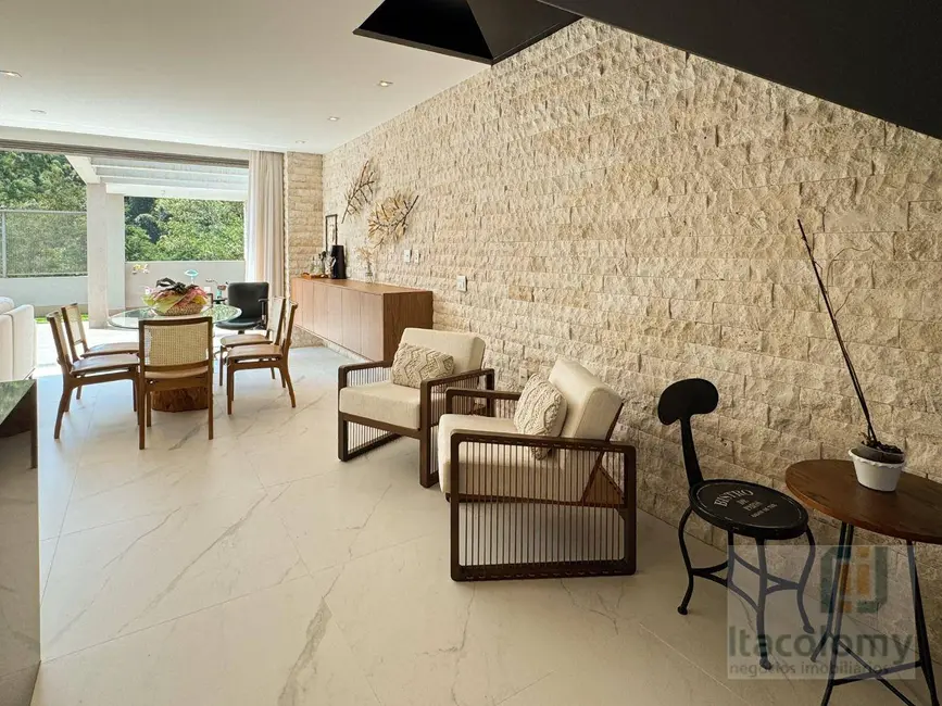 Foto 9 de Casa de Condomínio com 3 quartos à venda, 200m2 em Santana De Parnaiba - SP