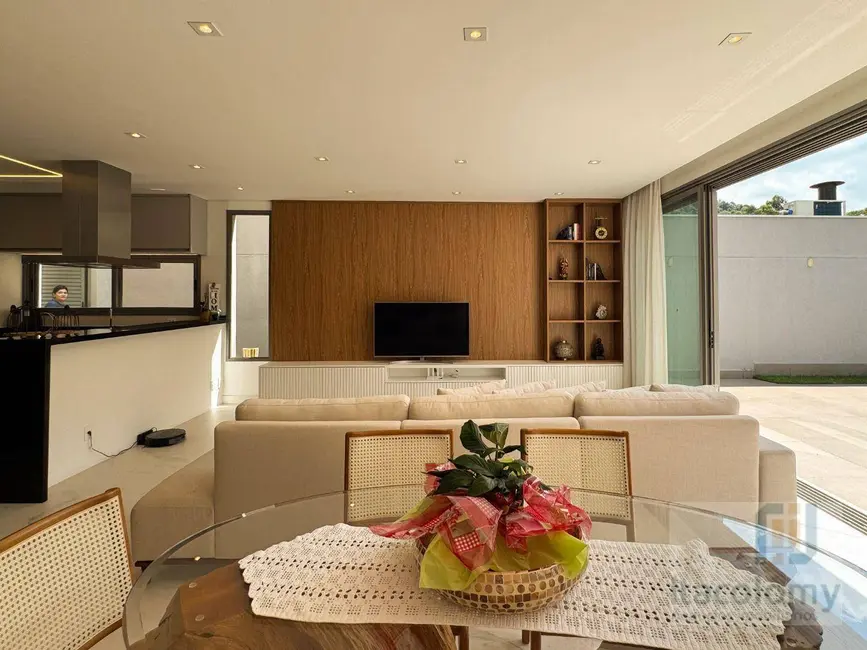 Foto 6 de Casa de Condomínio com 3 quartos à venda, 200m2 em Santana De Parnaiba - SP