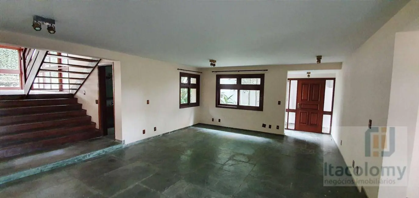 Casa de Condomínio com 4 quartos à venda, 610m2 em Barueri - SP - imagem 3 Foto 3 de Casa de Condomínio com 4 quartos à venda, 610m2 em Barueri - SP
