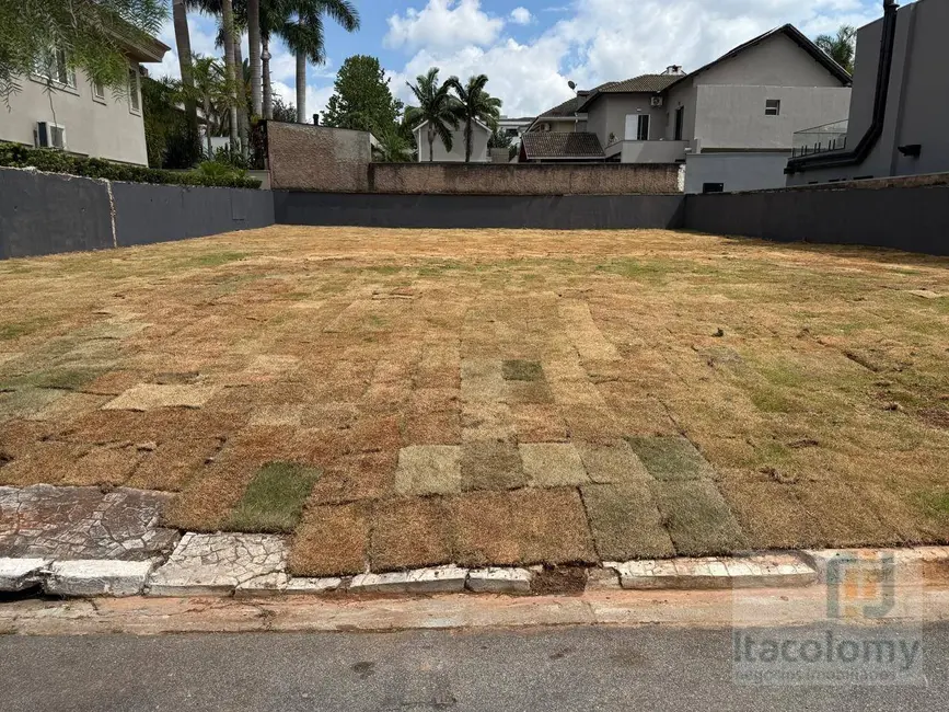 Foto 4 de Terreno / Lote à venda, 678m2 em Santana De Parnaiba - SP