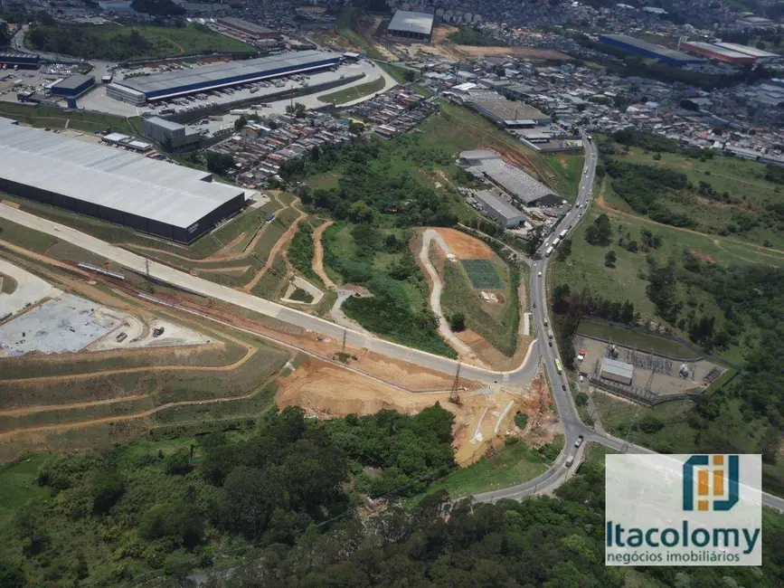 Foto 3 de Armazém / Galpão para alugar, 13446m2 em Jardim Arapongas, Guarulhos - SP