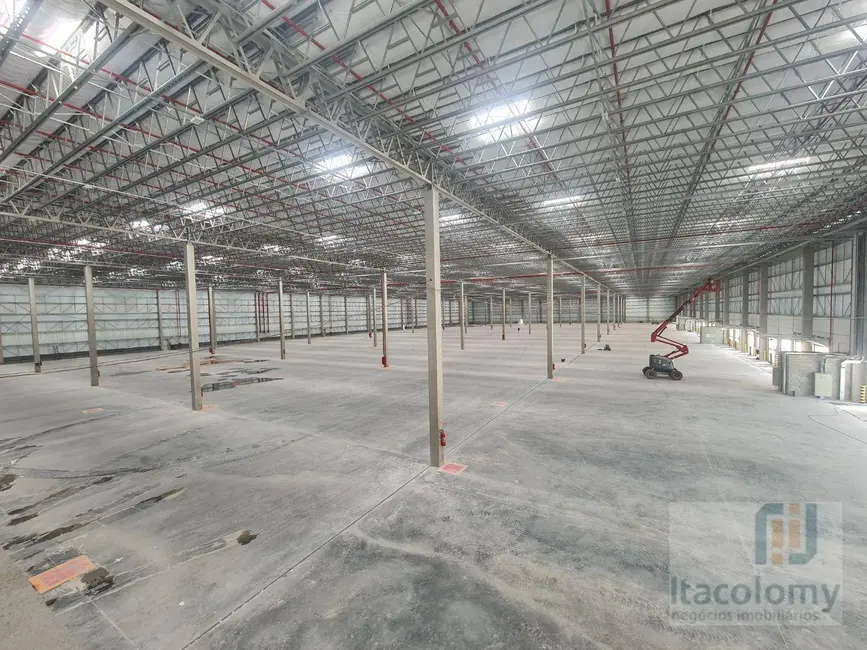 Foto 4 de Armazém / Galpão para alugar, 8183m2 em Portal das Acácias, Santana De Parnaiba - SP