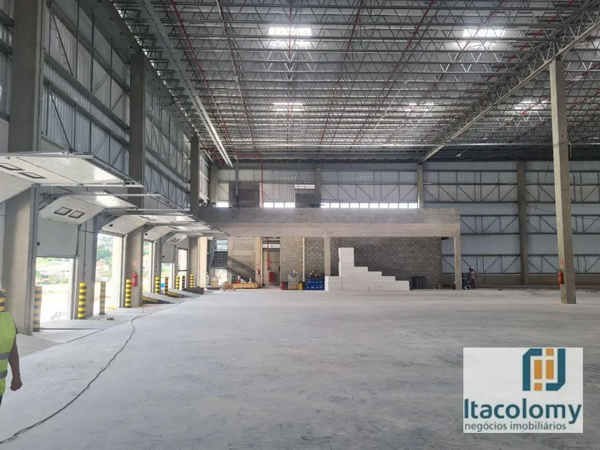 Foto 3 de Armazém / Galpão para alugar, 8183m2 em Portal das Acácias, Santana De Parnaiba - SP