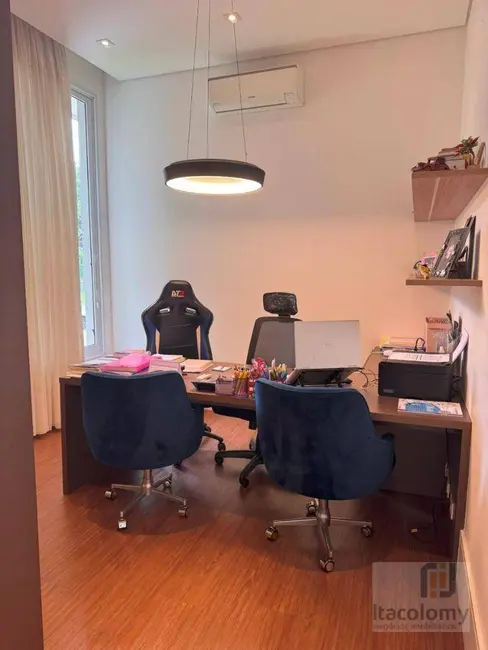 Foto 9 de Casa de Condomínio com 4 quartos à venda, 624m2 em Santana De Parnaiba - SP