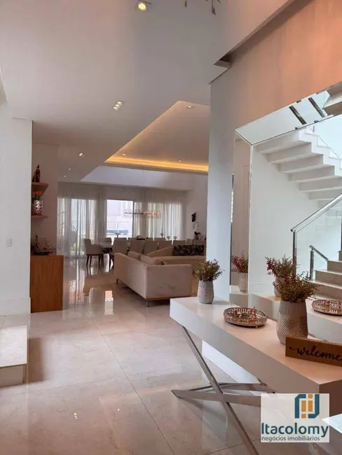 Foto 4 de Casa de Condomínio com 4 quartos à venda, 624m2 em Santana De Parnaiba - SP