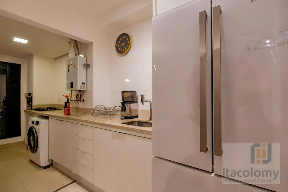 Foto 2 de Apartamento com 2 quartos à venda, 63m2 em Alphaville Empresarial, Barueri - SP
