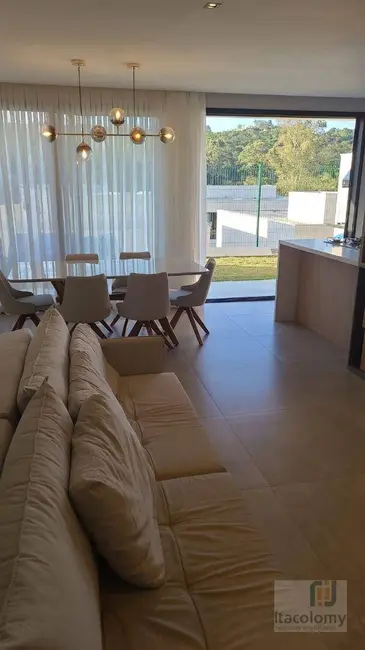 Casa de Condomínio com 3 quartos à venda, 152m2 em Tanquinho, Santana De Parnaiba - SP - imagem 4 Foto 4 de Casa de Condomínio com 3 quartos à venda, 152m2 em Tanquinho, Santana De Parnaiba - SP