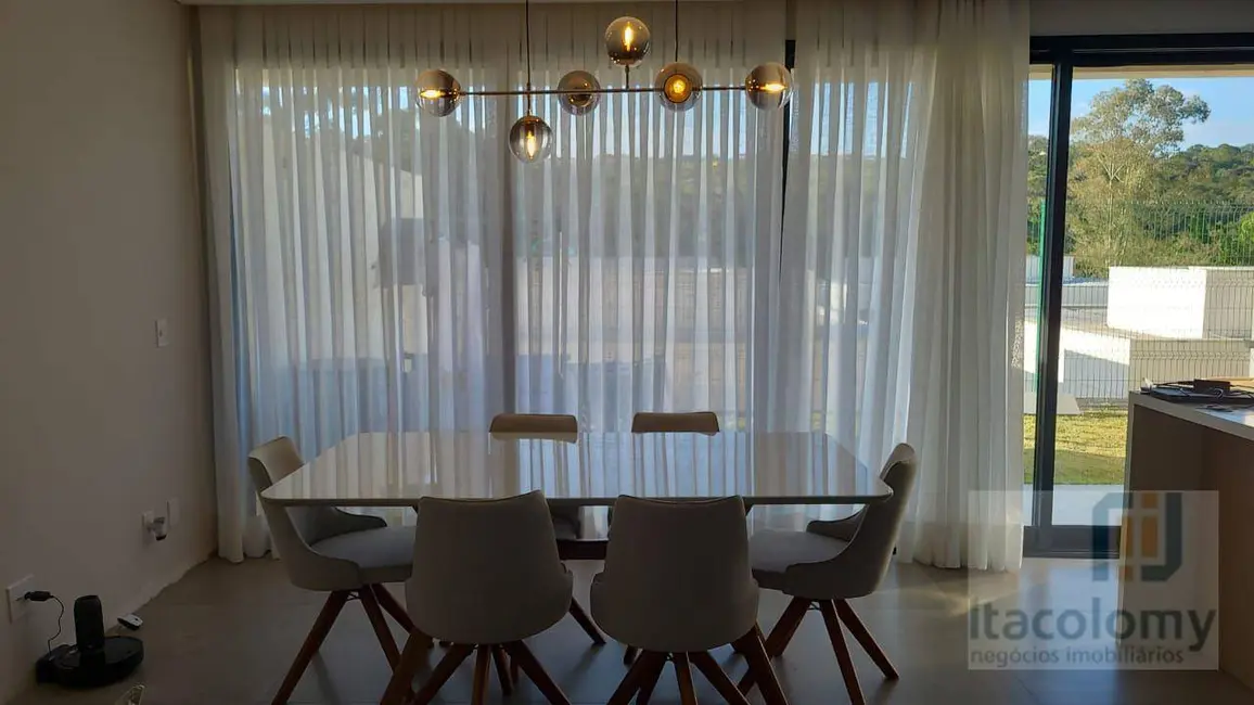 Casa de Condomínio com 3 quartos à venda, 152m2 em Tanquinho, Santana De Parnaiba - SP - imagem 5 Foto 5 de Casa de Condomínio com 3 quartos à venda, 152m2 em Tanquinho, Santana De Parnaiba - SP