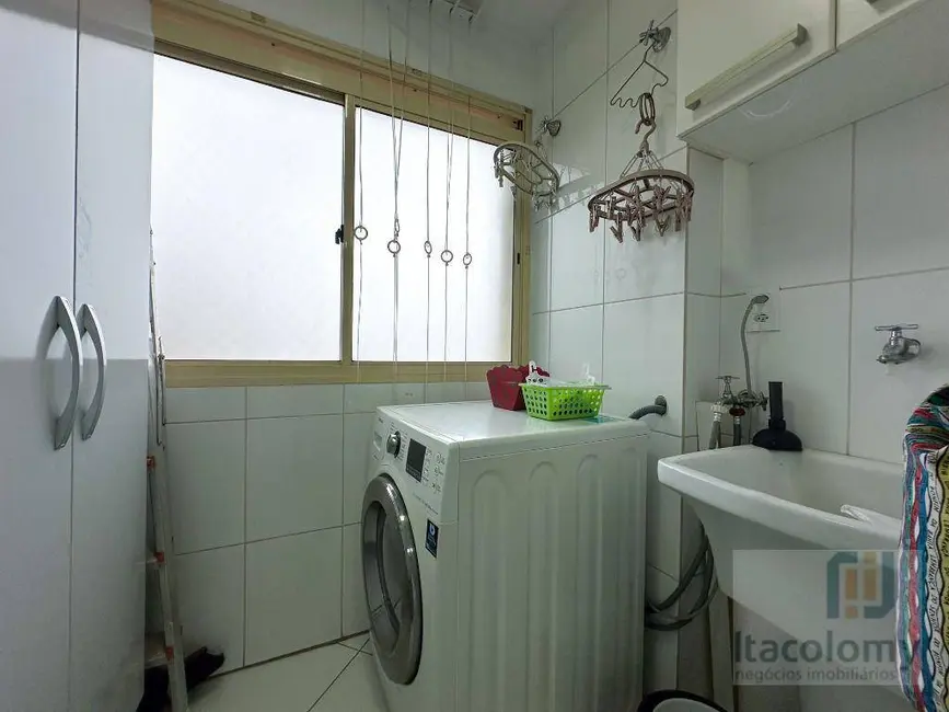 Foto 9 de Apartamento com 3 quartos à venda, 85m2 em Santana De Parnaiba - SP