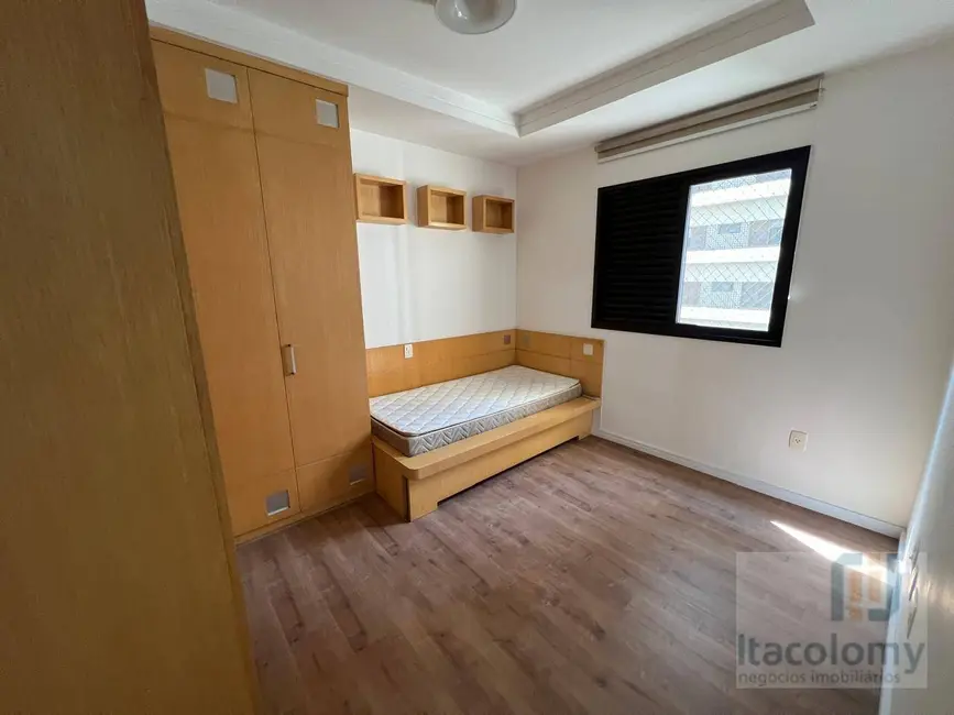 Foto 9 de Apartamento com 4 quartos para alugar, 165m2 em Alphaville Industrial, Barueri - SP