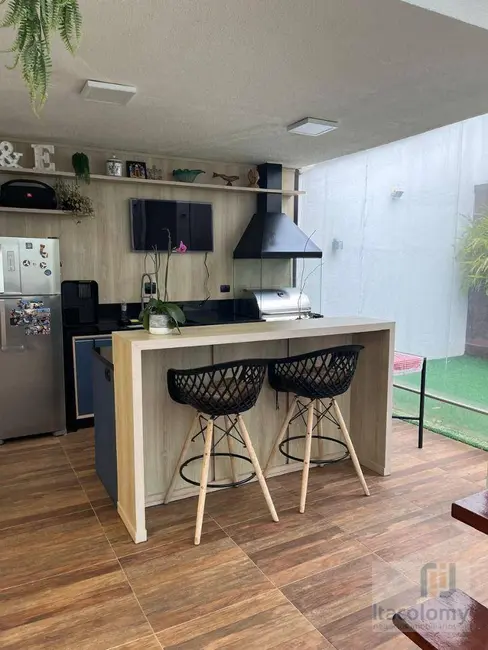 Foto 3 de Casa de Condomínio com 3 quartos à venda, 180m2 em Tamboré, Santana De Parnaiba - SP