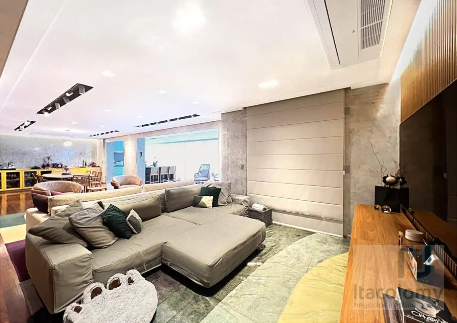 Foto 7 de Apartamento com 3 quartos à venda, 226m2 em Vila Nova Conceição, São Paulo - SP