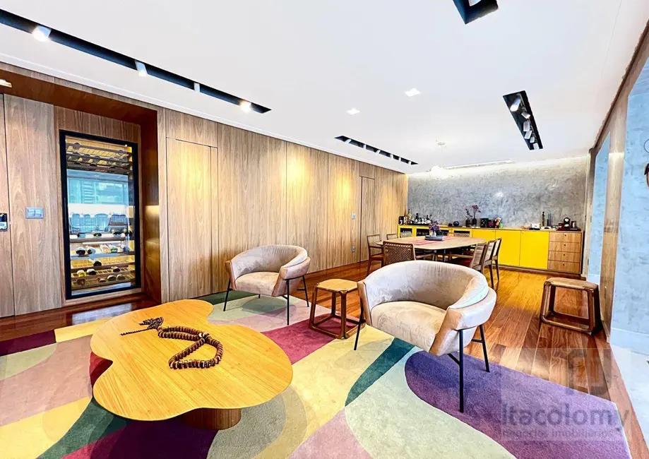 Foto 5 de Apartamento com 3 quartos à venda, 226m2 em Vila Nova Conceição, São Paulo - SP