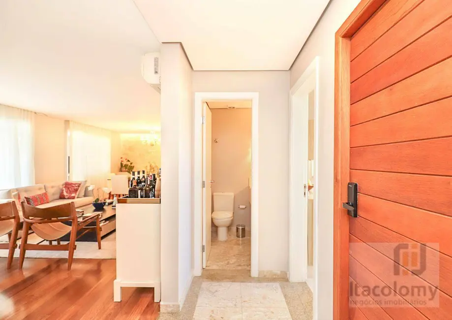 Foto 8 de Apartamento com 3 quartos à venda, 226m2 em Vila Nova Conceição, São Paulo - SP