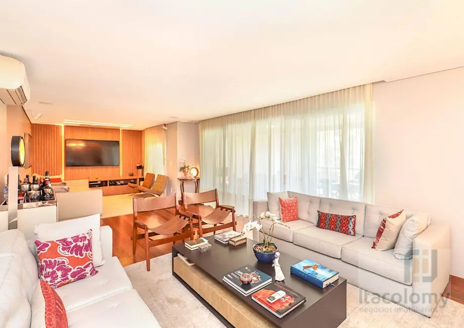 Apartamento com 3 quartos à venda, 226m2 em Vila Nova Conceição, São Paulo - SP - imagem 5 Foto 5 de Apartamento com 3 quartos à venda, 226m2 em Vila Nova Conceição, São Paulo - SP