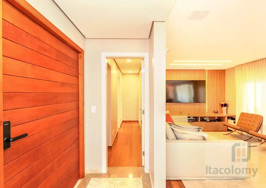 Foto 7 de Apartamento com 3 quartos à venda, 226m2 em Vila Nova Conceição, São Paulo - SP