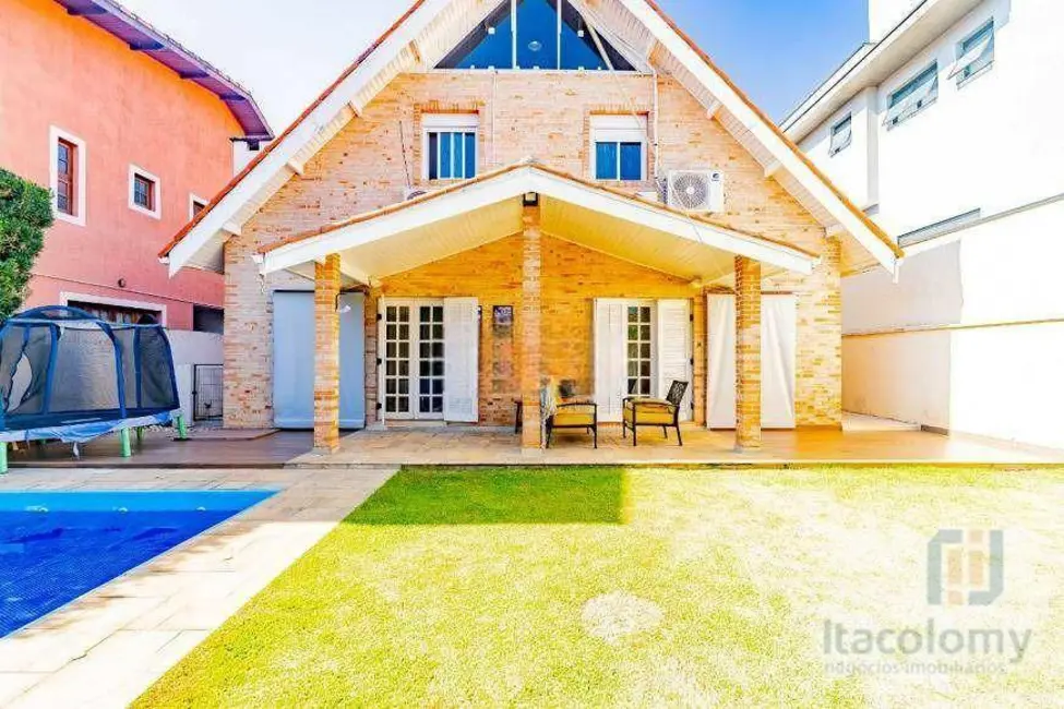 Foto 3 de Casa de Condomínio com 3 quartos à venda, 420m2 em Santana De Parnaiba - SP