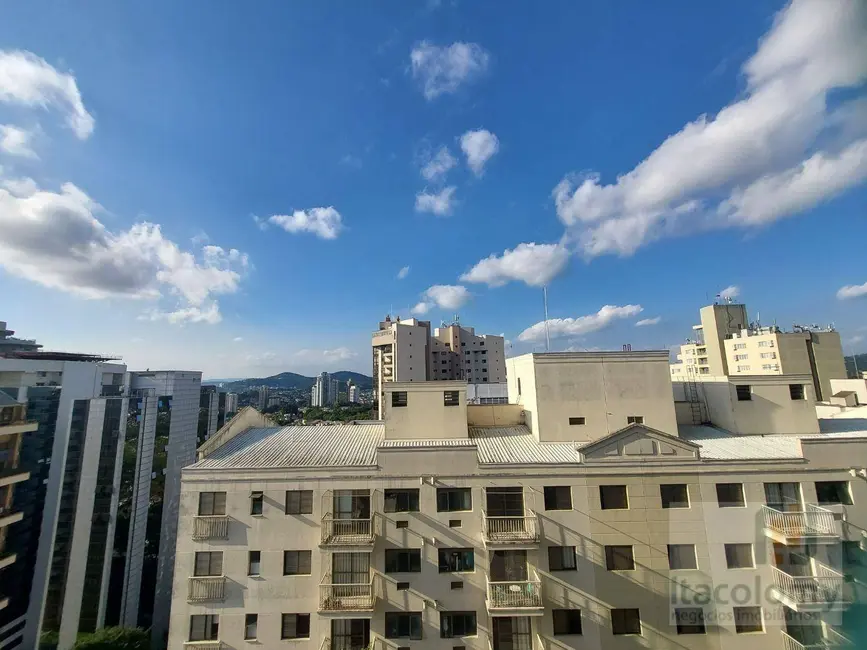 Foto 6 de Apartamento com 3 quartos à venda e para alugar, 98m2 em Alphaville Industrial, Barueri - SP