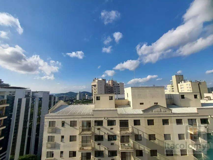 Foto 6 de Apartamento com 3 quartos à venda e para alugar, 98m2 em Alphaville Industrial, Barueri - SP