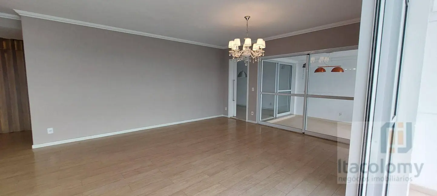 Foto 5 de Apartamento com 4 quartos para alugar, 243m2 em Alphaville Industrial, Barueri - SP