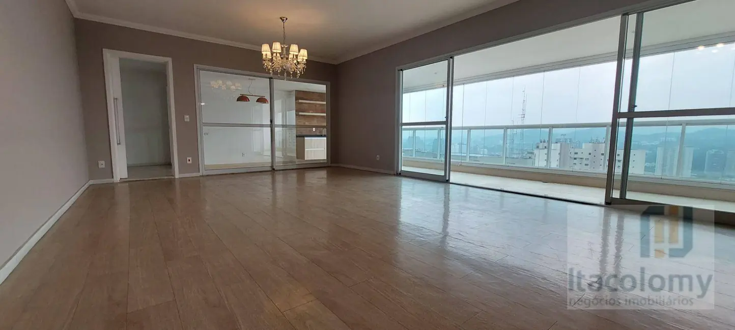 Apartamento com 4 quartos para alugar, 243m2 em Alphaville Industrial, Barueri - SP - imagem 2 Foto 2 de Apartamento com 4 quartos para alugar, 243m2 em Alphaville Industrial, Barueri - SP