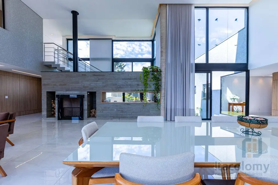 Foto 7 de Casa de Condomínio com 4 quartos à venda e para alugar, 1269m2 em Santana De Parnaiba - SP