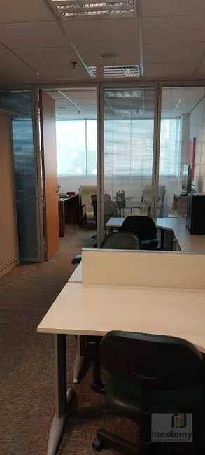 Foto 3 de Sala Comercial à venda, 42m2 em Empresarial 18 do Forte, Barueri - SP