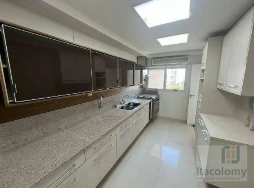Foto 1 de Apartamento com 3 quartos à venda, 258m2 em Barueri - SP