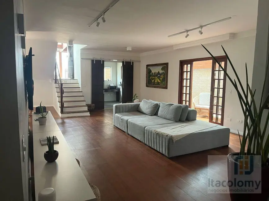 Foto 9 de Casa de Condomínio com 4 quartos à venda, 360m2 em Santana De Parnaiba - SP