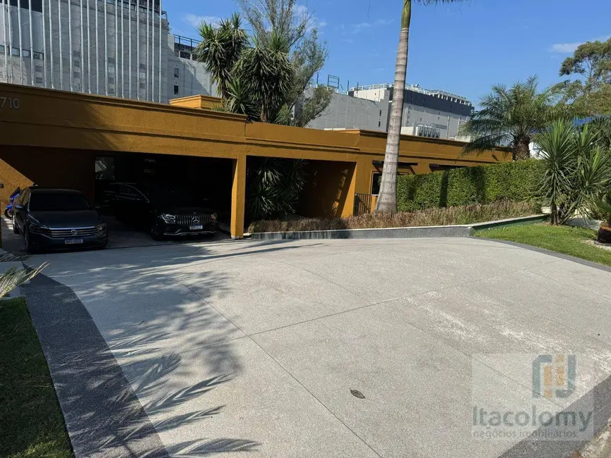 Foto 1 de Casa de Condomínio com 3 quartos à venda e para alugar, 1588m2 em Residencial Tamboré, Barueri - SP