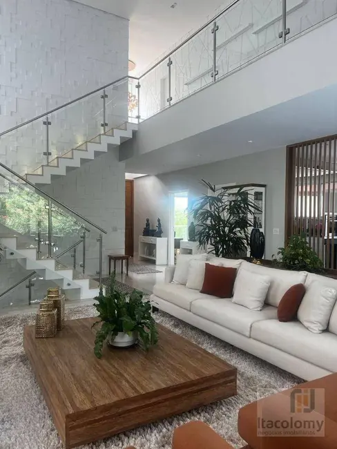 Casa de Condomínio com 5 quartos à venda, 478m2 em Santana De Parnaiba - SP - imagem 7 Foto 7 de Casa de Condomínio com 5 quartos à venda, 478m2 em Santana De Parnaiba - SP