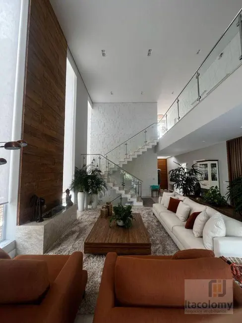 Casa de Condomínio com 5 quartos à venda, 478m2 em Santana De Parnaiba - SP - imagem 8 Foto 8 de Casa de Condomínio com 5 quartos à venda, 478m2 em Santana De Parnaiba - SP