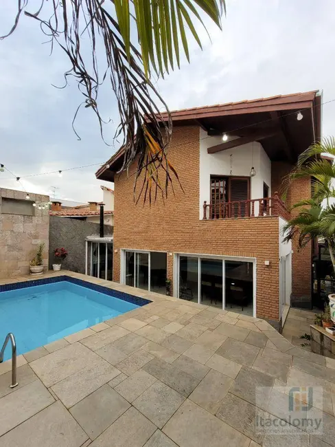 Foto 3 de Casa de Condomínio com 4 quartos à venda, 360m2 em Santana De Parnaiba - SP