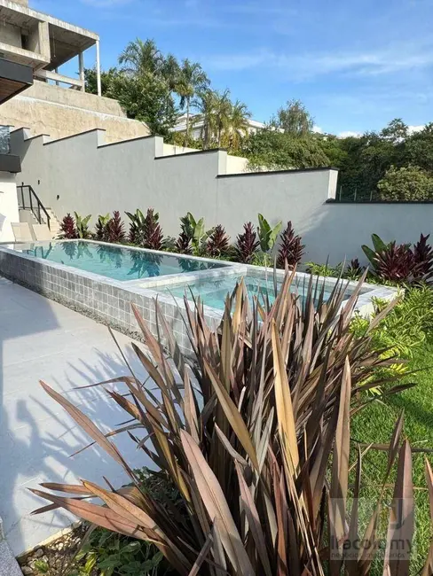 Foto 3 de Casa de Condomínio com 5 quartos à venda e para alugar, 550m2 em Santana De Parnaiba - SP