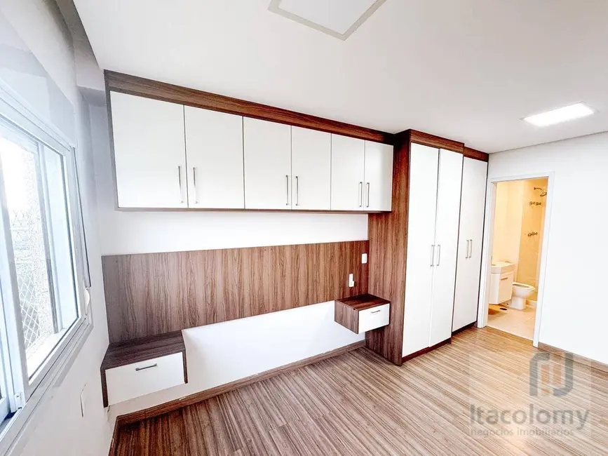 Foto 9 de Apartamento com 2 quartos para alugar, 74m2 em Alphaville Empresarial, Barueri - SP