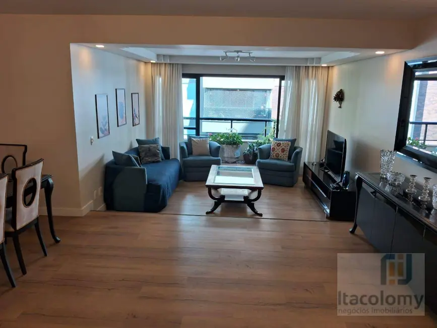 Foto 4 de Apartamento com 3 quartos à venda, 167m2 em Alphaville Industrial, Barueri - SP