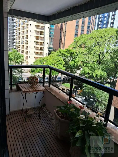 Foto 6 de Apartamento com 3 quartos à venda, 167m2 em Alphaville Industrial, Barueri - SP