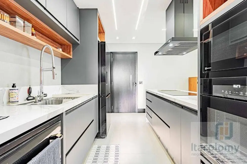 Foto 5 de Apartamento com 2 quartos à venda, 110m2 em Santana De Parnaiba - SP