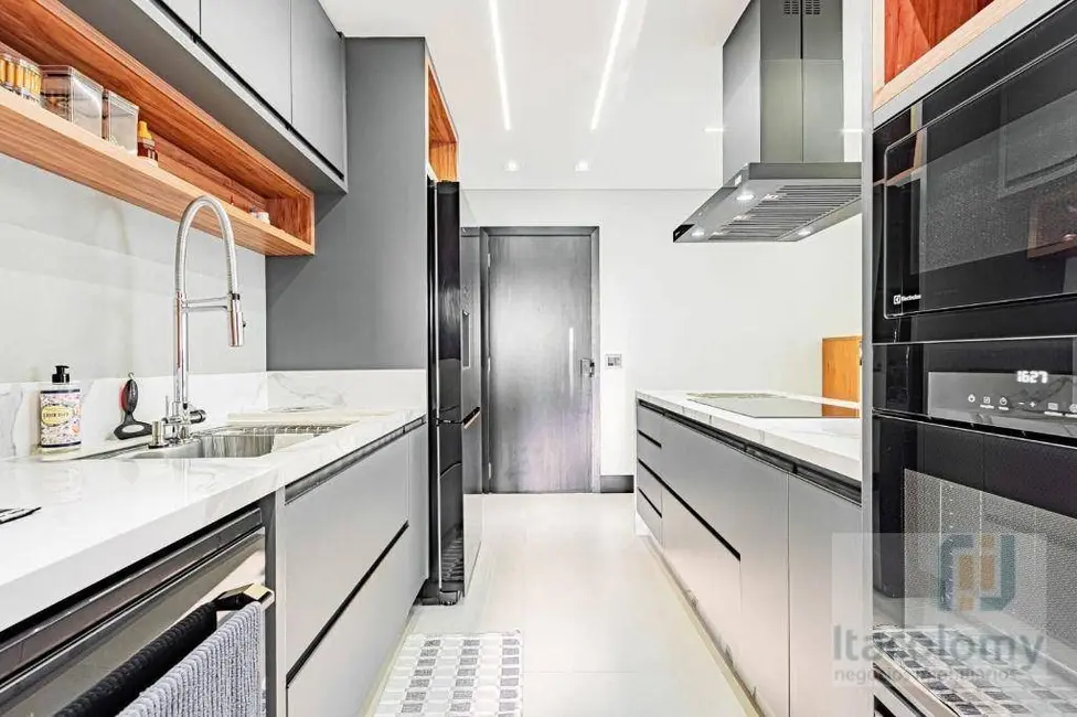 Apartamento com 2 quartos à venda, 110m2 em Santana De Parnaiba - SP - imagem 5 Foto 5 de Apartamento com 2 quartos à venda, 110m2 em Santana De Parnaiba - SP