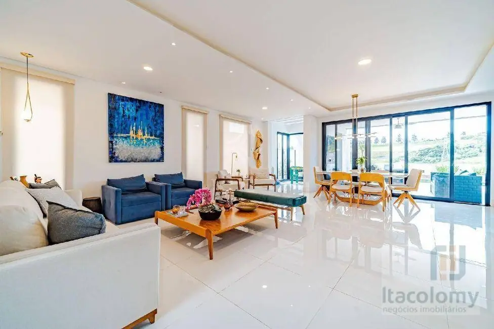 Foto 2 de Casa de Condomínio com 3 quartos à venda, 440m2 em Santana De Parnaiba - SP