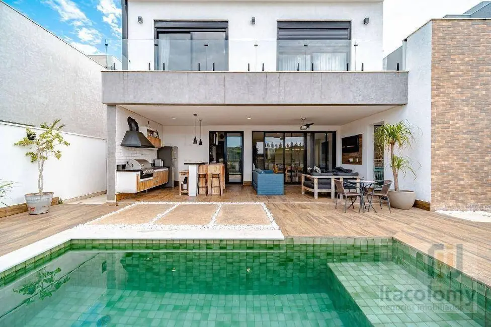 Foto 1 de Casa de Condomínio com 3 quartos à venda, 440m2 em Santana De Parnaiba - SP