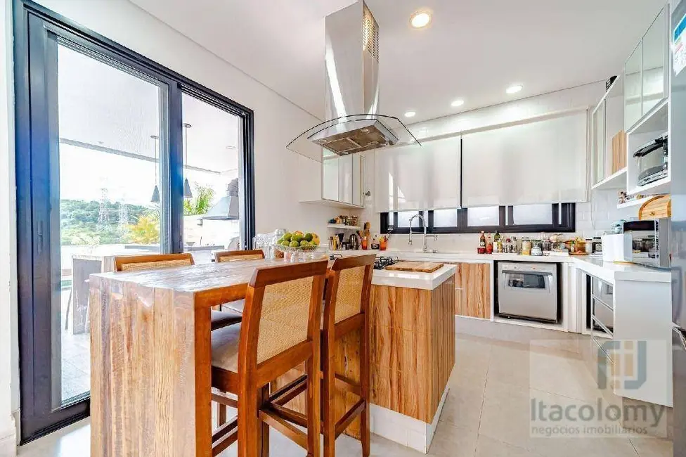 Foto 5 de Casa de Condomínio com 3 quartos à venda, 440m2 em Santana De Parnaiba - SP