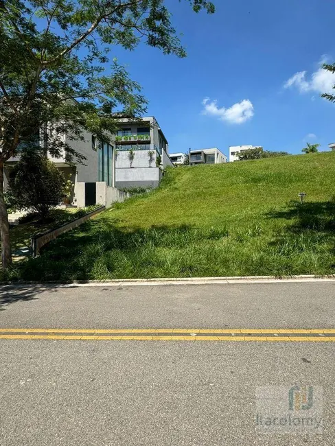 Foto 1 de Terreno / Lote à venda, 488m2 em Santana De Parnaiba - SP