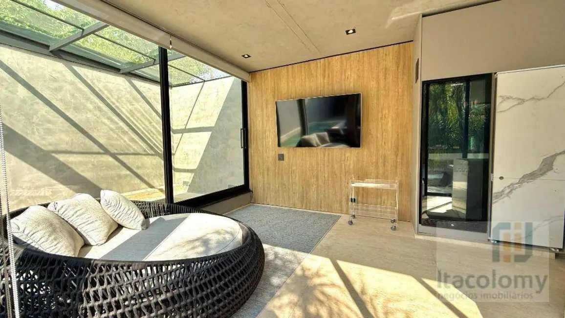 Casa de Condomínio com 4 quartos à venda, 563m2 em Barueri - SP - imagem 9 Foto 9 de Casa de Condomínio com 4 quartos à venda, 563m2 em Barueri - SP