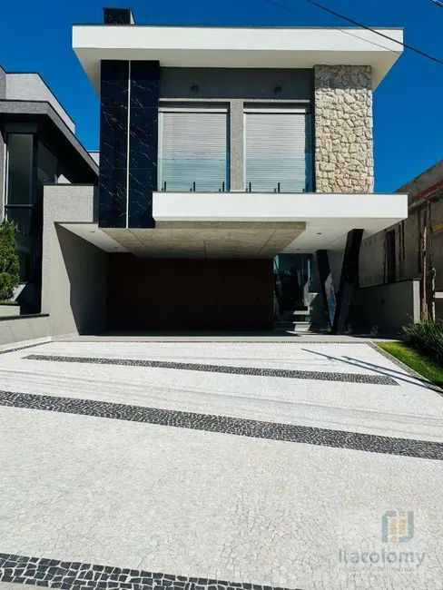 Foto 2 de Casa de Condomínio com 3 quartos à venda, 300m2 em Suru, Santana De Parnaiba - SP